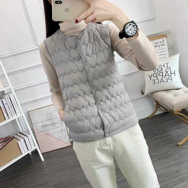 缪斯的诱惑 美式潮流高街纯色基础款圆领简约时尚休闲通勤百搭舒适单排扣户外内搭打底马甲 女款