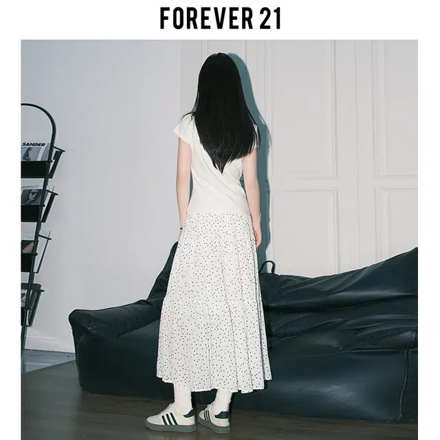 FOREVER 21 A