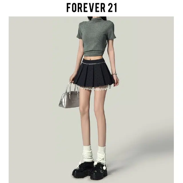 FOREVER 21 AJK