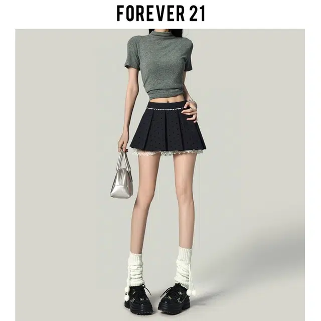 FOREVER 21 AJK