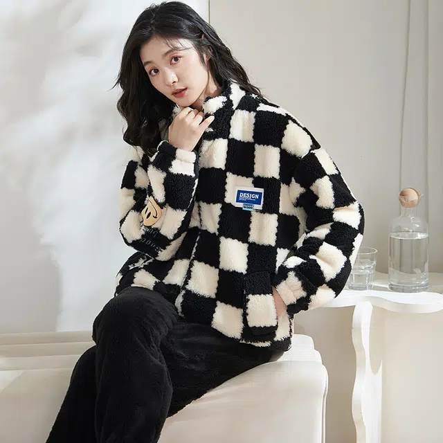 小情歌 家居服睡衣 珊瑚绒保暖睡衣女秋冬家居服女冬季大码长袖长裤女士连帽家居套装 女款 黑白格子