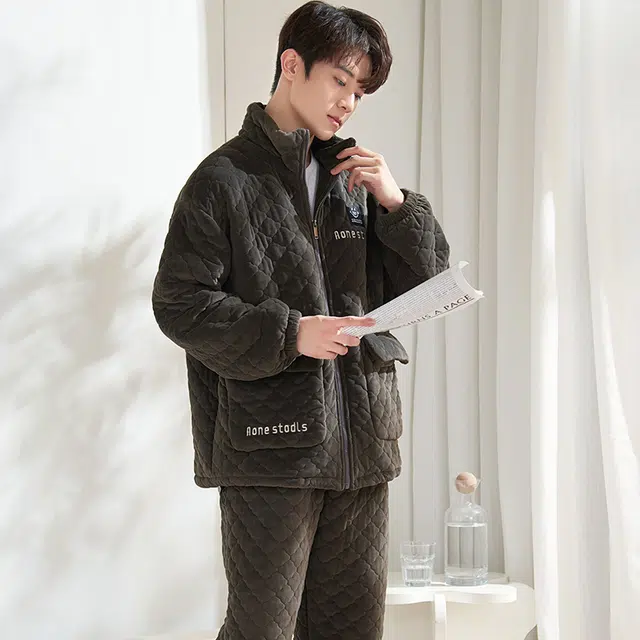 小情歌 糯叽叽的超厚珊瑚绒三层夹棉加厚保暖睡衣男秋冬家居服男冬季长袖长裤男士高领可外穿家居套装 男款 黑色