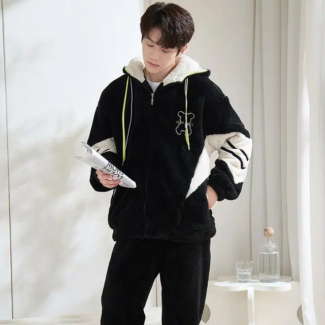 小情歌 家居服睡衣 珊瑚绒保暖睡衣男秋冬家居服男冬季大码长袖长裤男士连帽家居套装 男款 黑白拼色