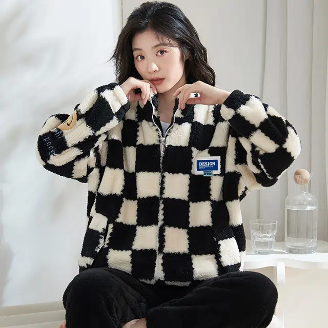 小情歌 家居服睡衣 珊瑚绒保暖睡衣女秋冬家居服女冬季大码长袖长裤女士连帽家居套装 女款 黑白格子