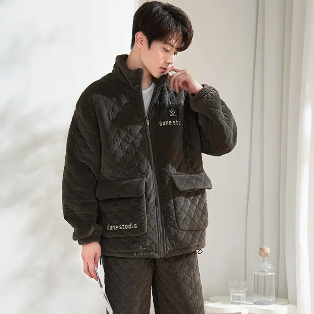 小情歌 糯叽叽的超厚珊瑚绒三层夹棉加厚保暖睡衣男秋冬家居服男冬季长袖长裤男士高领可外穿家居套装 男款 黑色