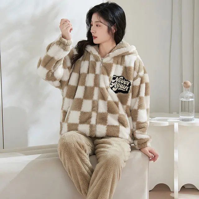 小情歌 家居服睡衣 珊瑚绒保暖睡衣女秋冬家居服女冬季大码长袖长裤女士连帽家居套装 女款 黄白格