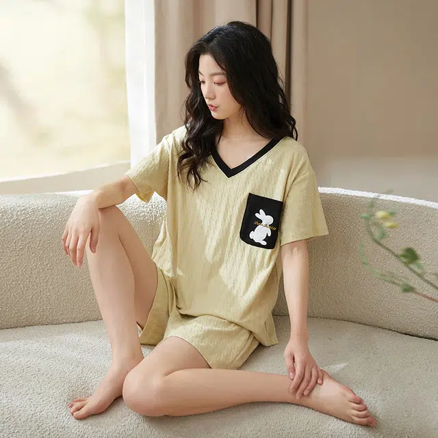 小情歌 家居服睡衣 短袖短裤睡衣女夏季家居服女夏款纯棉家居套装 千鸟格压纹兔子刺绣图案口袋设计 女款 米白色