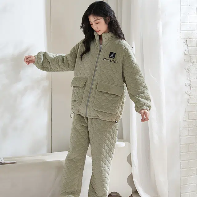 小情歌 糯叽叽的超厚珊瑚绒三层加厚夹棉保暖睡衣女秋冬家居服女冬季长袖长裤女士高领可外穿家居套装 女款 灰绿色