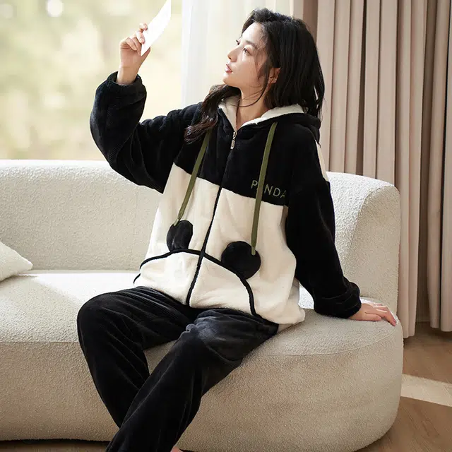 小情歌 家居服睡衣 珊瑚绒保暖睡衣女秋冬家居服女冬季大码长袖长裤女士连帽家居套装 女款 黑白拼接