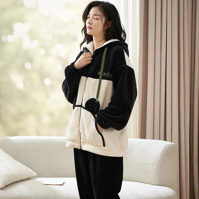 小情歌 家居服睡衣 珊瑚绒保暖睡衣女秋冬家居服女冬季大码长袖长裤女士连帽家居套装 女款 黑白拼接