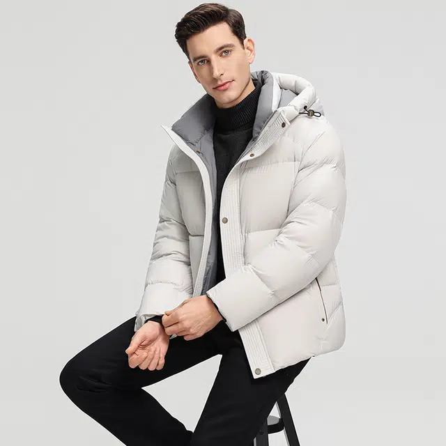 鸭鸭 泡芙系列 高充绒时尚韩版休闲百搭短款连帽冬季外套户外运动防风保暖加厚面包羽绒服 男女同款