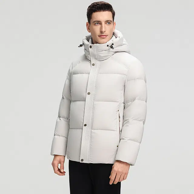 鸭鸭 泡芙系列 高充绒时尚韩版休闲百搭短款连帽冬季外套户外运动防风保暖加厚面包羽绒服 男女同款