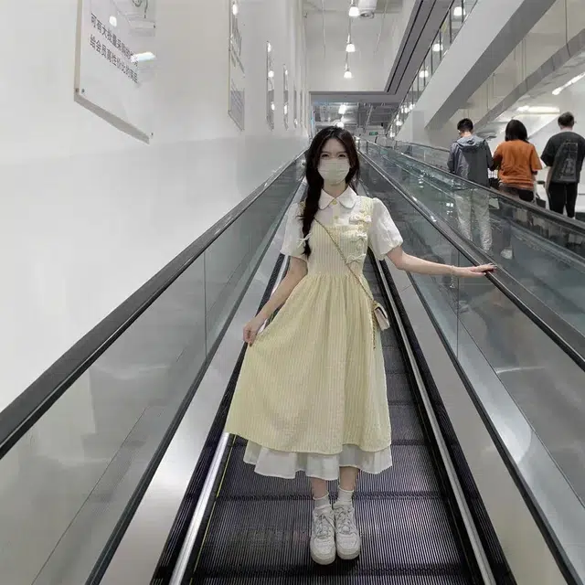 珠蒂美 学院风甜美蝴蝶结假两件收腰显瘦拼接气质百搭短袖连衣裙 女款