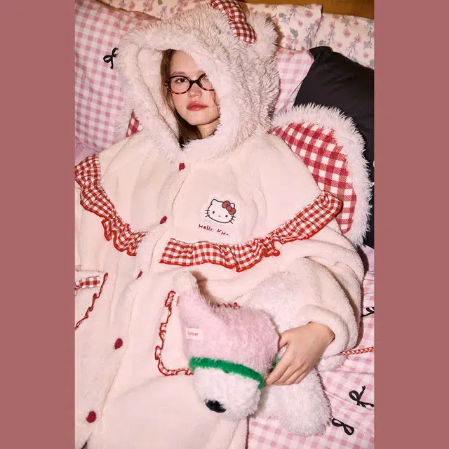 GUKOO x Hello Kitty
