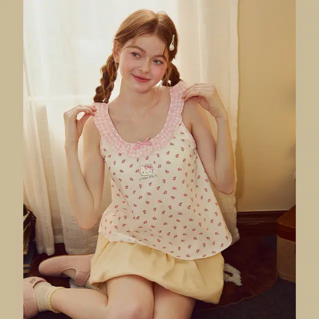 GUKOO x Hello Kitty