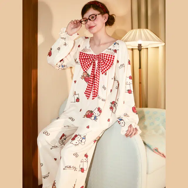 GUKOO x Hello Kitty V