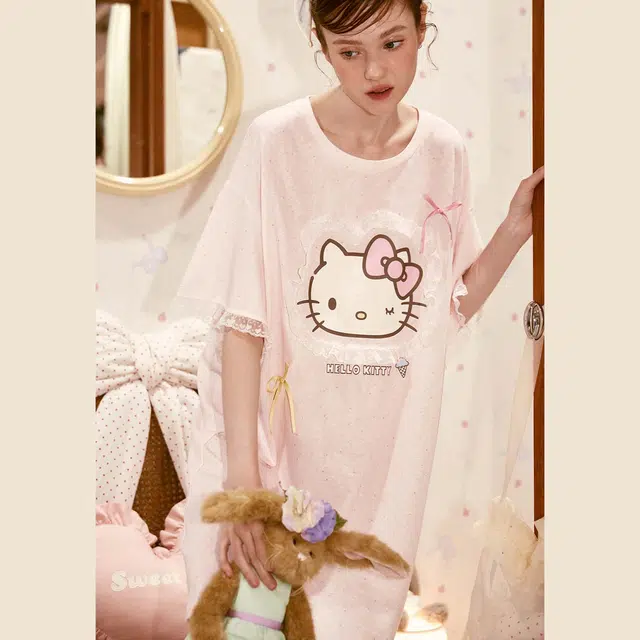 GUKOO x Hello Kitty