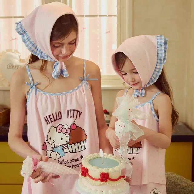 GUKOO x Hello Kitty