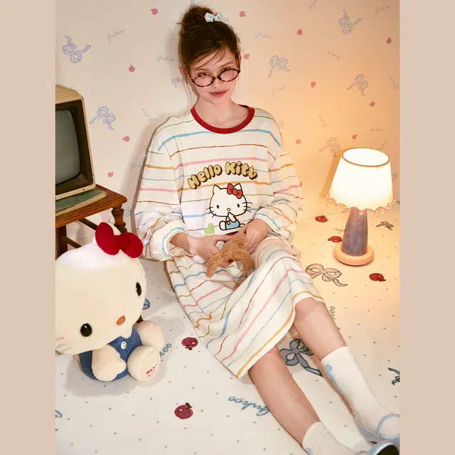 GUKOO x Hello Kitty