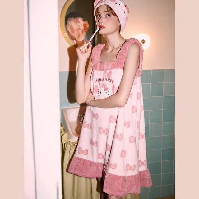 GUKOO x Hello Kitty