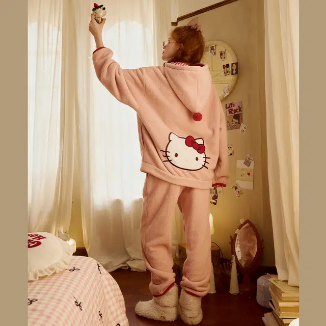 GUKOO x HelloKitty