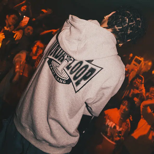 AVENUESON x UNDALOOP Logo
