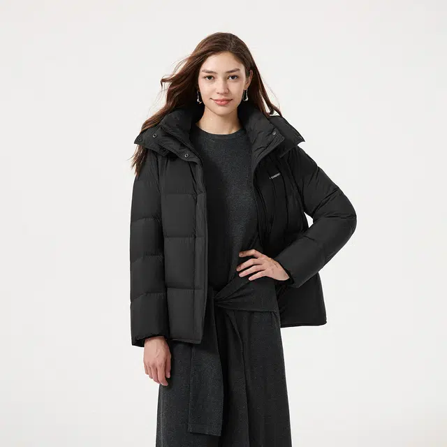 坦博尔 轻薄款面包舒适保暖纯色常规长袖通勤羽绒服 女款