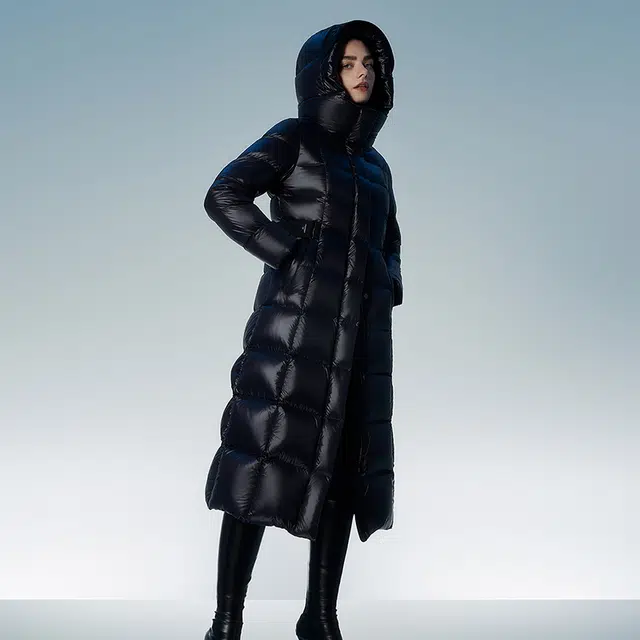 坦博尔 连帽厚款纯色长袖羽绒服 女款