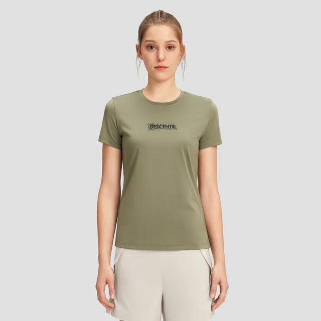 DESCENTE ESSENTIAL TOUGHLogo T
