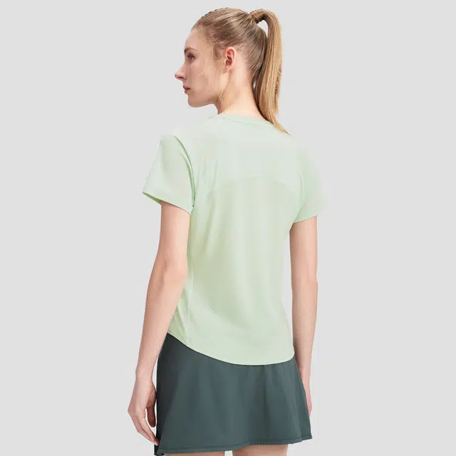 DESCENTE WOMENS TRAINING T