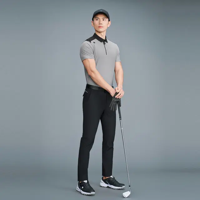 DESCENTEGOLF FIELD