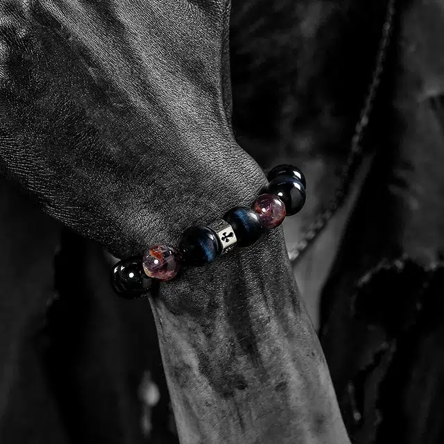 GUXI Dark World