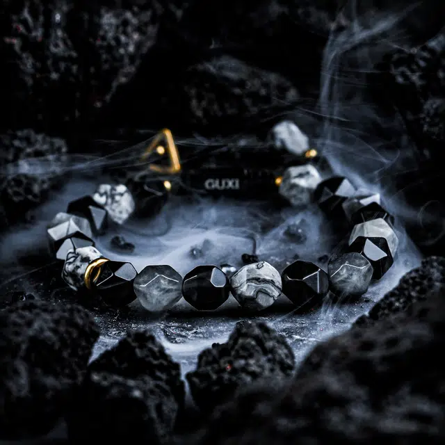 GUXI Dark World