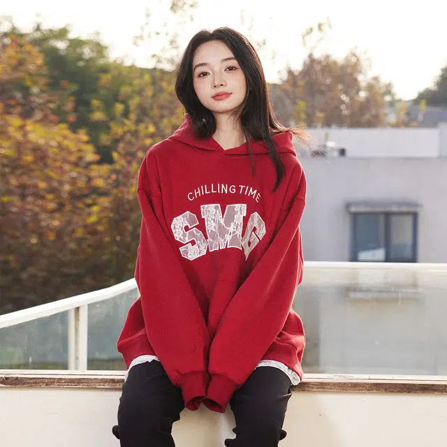 佐贝卡 字母蕾丝贴布绣宽松加厚连帽卫衣 女款