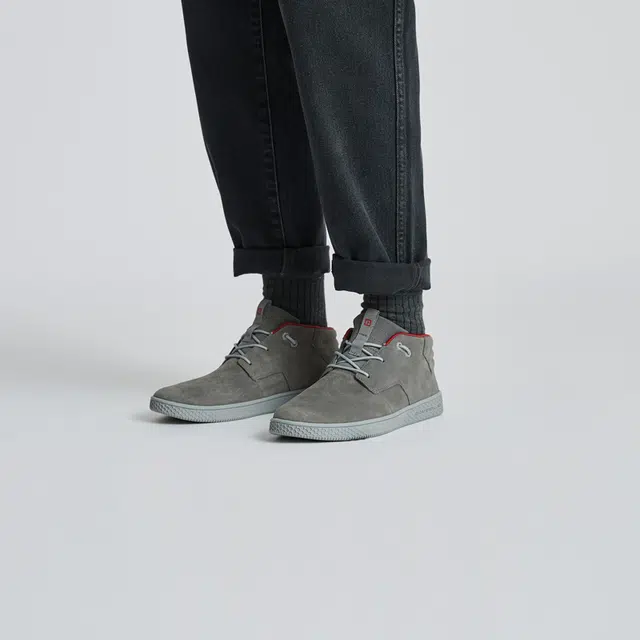 CAT Pause Mid SS23 CODE