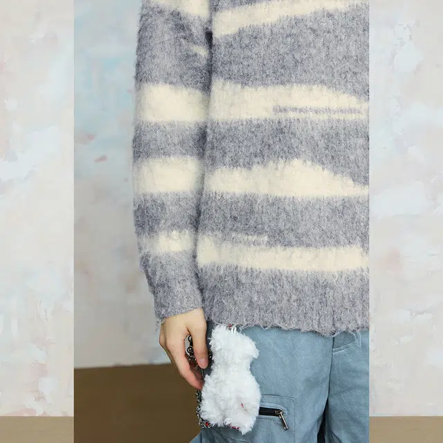 ROCAWEAR Colorblock Crewneck Sweater