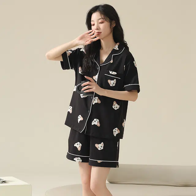 可人儿 满印可开衫简约短袖三分裤睡衣套装 女款 黑色