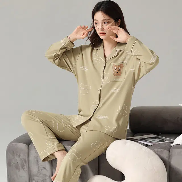 可人儿 简约可外穿卡通翻领长袖上衣松紧腰长裤睡衣套装 女款 绿色