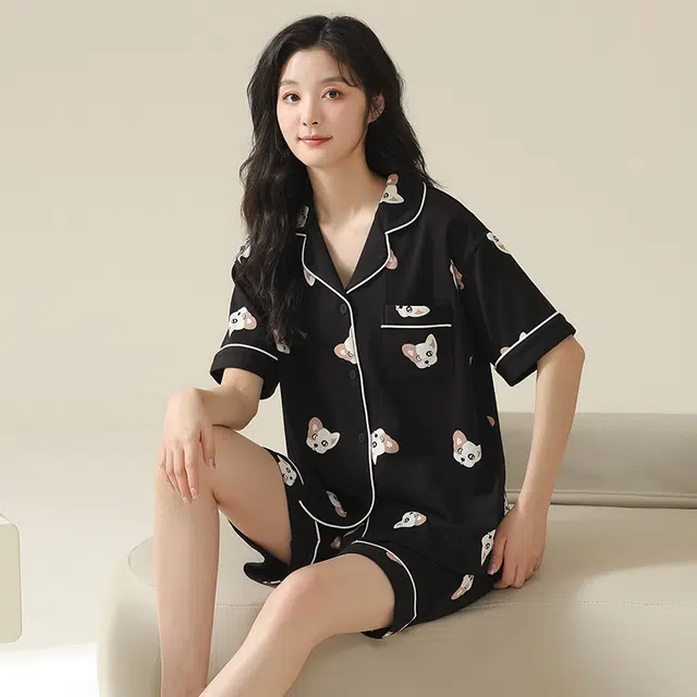 可人儿 满印可开衫简约短袖三分裤睡衣套装 女款 黑色