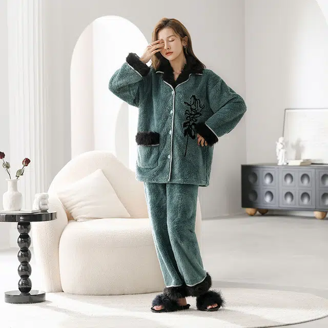 可人儿 珊瑚绒睡衣睡裤 加绒加厚保暖 撞色郁金香气质简约可外穿家居套装 秋冬季女款青色