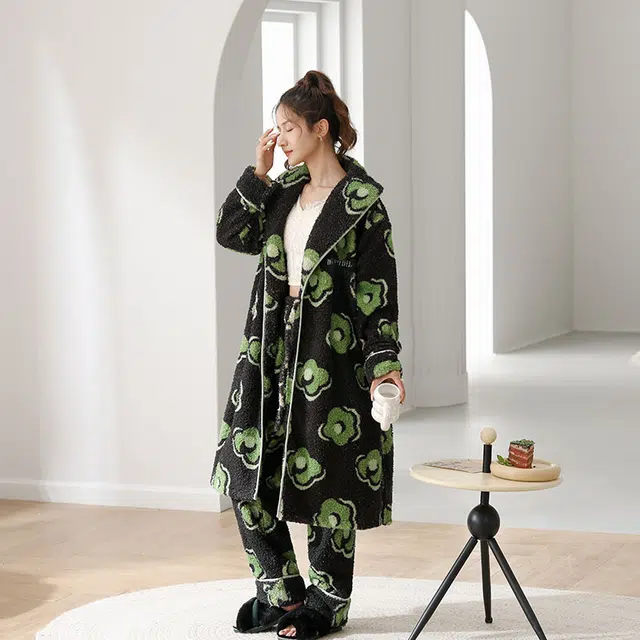 可人儿 云朵绒睡袍 加绒加厚  翻领小清新甜美可外穿睡衣睡裤家居套装 秋冬季 女款黑色