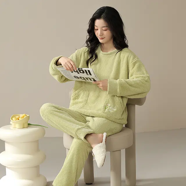 可人儿 郁金香系列 珊瑚绒睡衣睡裤 加绒加厚 甜美简约可外穿家居套装 冬季 女款绿色
