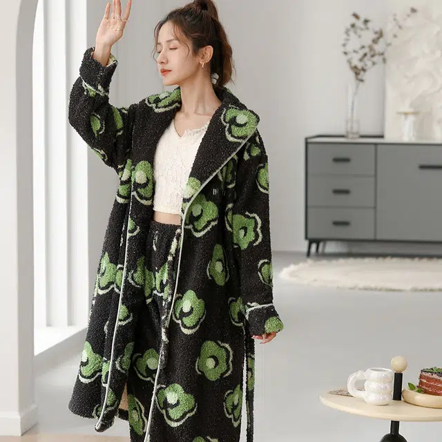 可人儿 云朵绒睡袍 加绒加厚  翻领小清新甜美可外穿睡衣睡裤家居套装 秋冬季 女款黑色