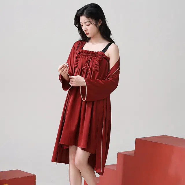 可人儿 高级简约吊带裙外套上衣睡裙 女款 红色