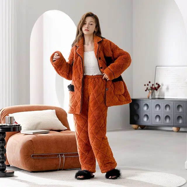 可人儿 珊瑚绒三层夹棉睡衣睡裤 加绒加厚保暖 简约可外穿家居套装 秋冬季女款橘棕色