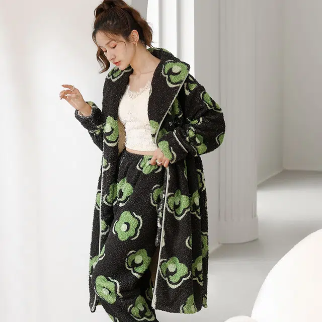 可人儿 云朵绒睡袍 加绒加厚  翻领小清新甜美可外穿睡衣睡裤家居套装 秋冬季 女款黑色