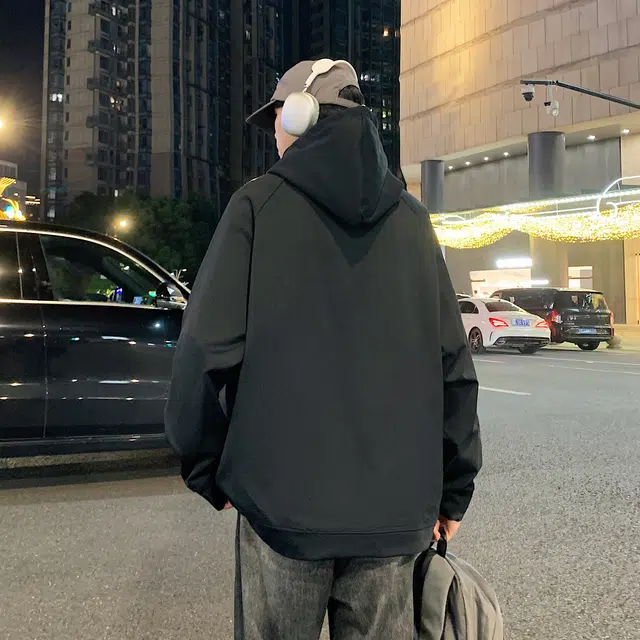 s.k. manor hill logo