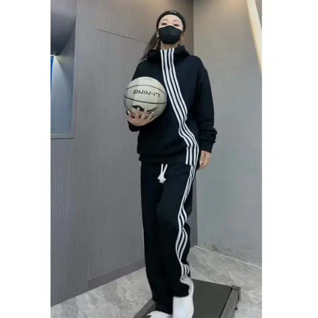 LIN MYKING