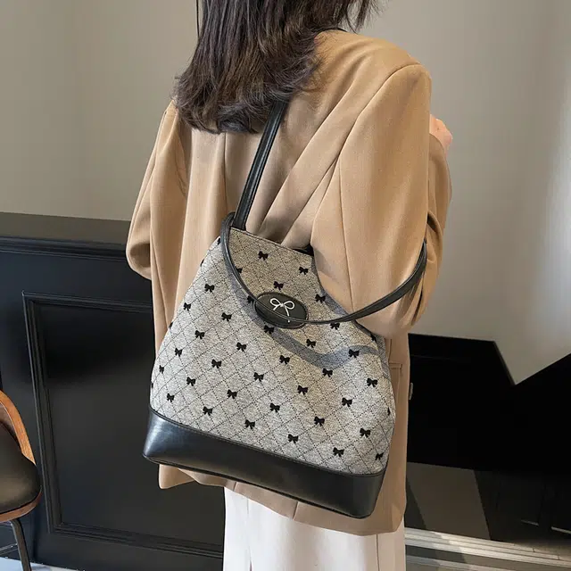 ResNonverba PU Tote