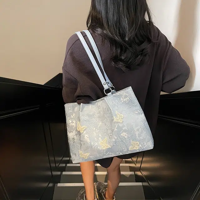 ResNonverba Tote